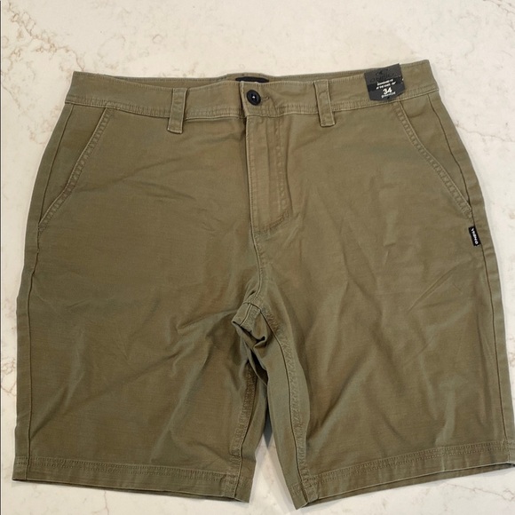 NWT O'Neill Green Flat Front Shorts Casual Style - Picture 1 of 9